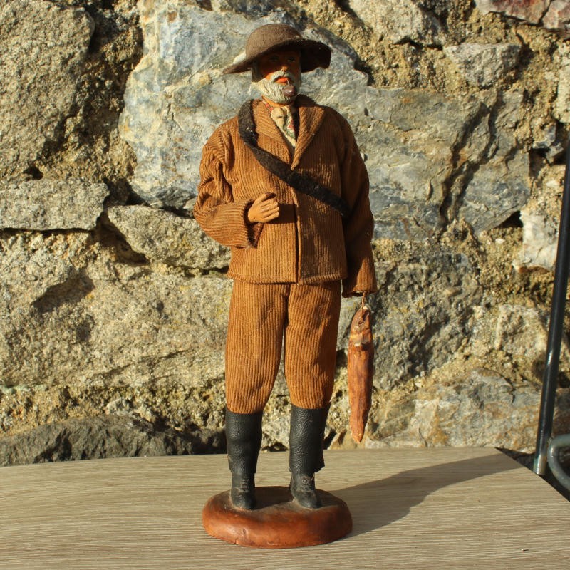 santon-de-Provence-habillé-30-cm-le-chasseur-signé-C-Chave-Aubagne