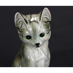 Vintage cat statue 